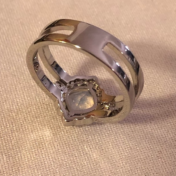 EUC Ring Bomb Party CZ & Lab Created Stone Double Band Ring, SZ 9 - Picture 9 of 11